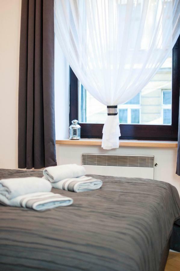Cracow Jacuzzi Apartments - Silver Room Краків Екстер'єр фото