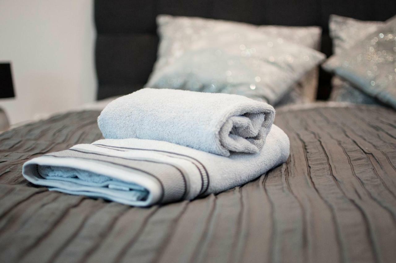 Cracow Jacuzzi Apartments - Silver Room Краків Екстер'єр фото