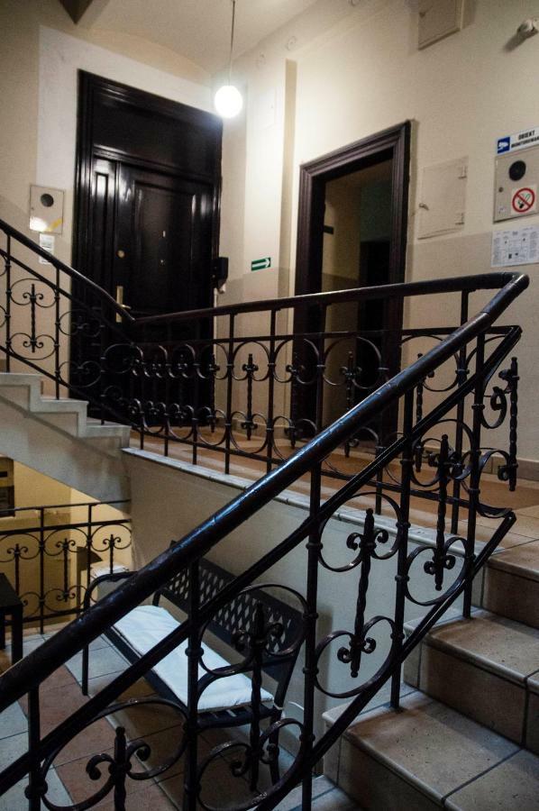 Cracow Jacuzzi Apartments - Silver Room Краків Екстер'єр фото
